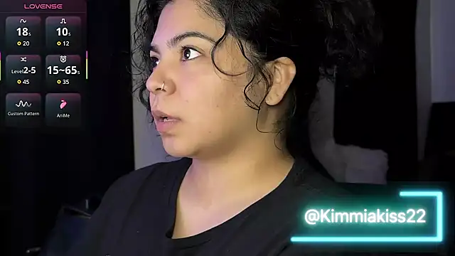 Snapshot of kimmiakiss22 chatting on October 2025 08:52:01 PM kimmiakiss22 online show from October 2025 08:52:01 PM