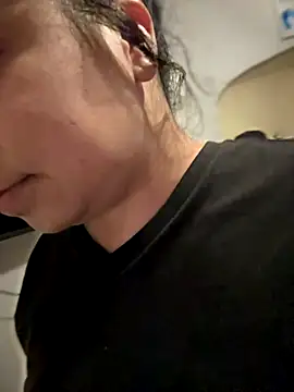 Snapshot of kimmiakiss22 chatting on November 2025 06:19:01 PM kimmiakiss22 online show from November 2025 06:19:01 PM