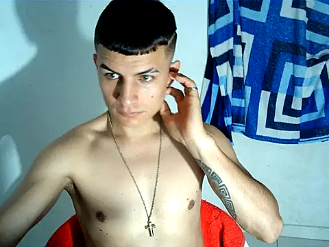 Snapshot of SHAT_SEX chatting on October 2025 05:23:02 PM SHAT SEX online show from October 2025 05:23:02 PM