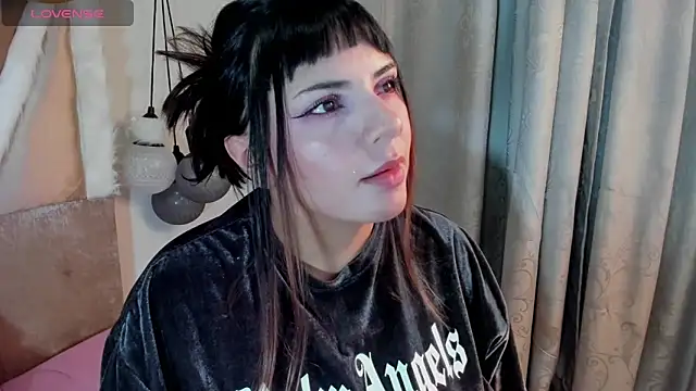 xhinata hyugax online show from September 2025 11:37:02 PM