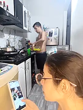 catire2323 online show from April 2026 12:08:01 AM