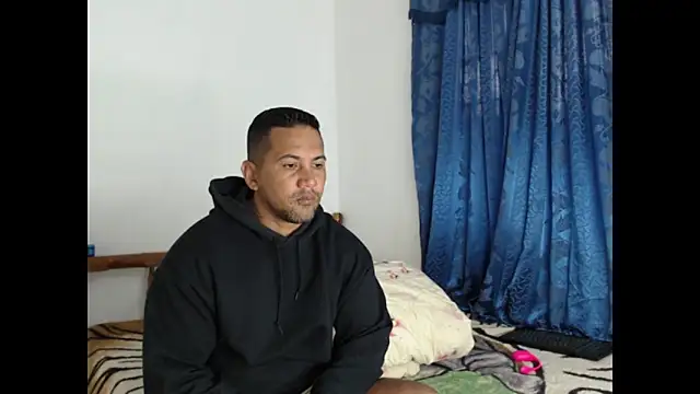 Snapshot of lover_1994 chatting on January 2025 11:36:02 AM lover 1994 online show from January 2025 11:36:02 AM