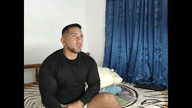 Snapshot of lover_1994 chatting on January 2025 09:08:01 AM lover 1994 online show from January 2025 09:08:01 AM