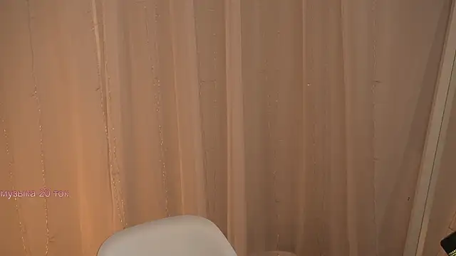 Snapshot of Poni_DII chatting on February 2026 09:41:01 AM Poni DII online show from February 2026 09:41:01 AM