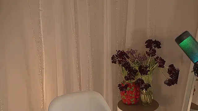 Snapshot of Poni_DII chatting on March 2026 10:30:01 AM Poni DII online show from March 2026 10:30:01 AM