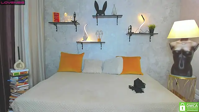 Snapshot of StripBianka chatting on March 2025 04:31:02 PM StripBianka online show from March 2025 04:31:02 PM