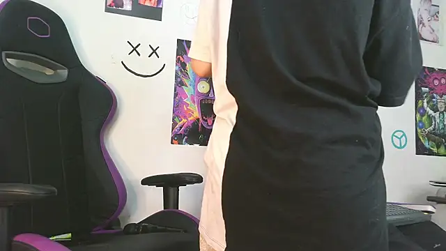 Snapshot of IM_MAYA chatting on March 2025 07:49:02 PM IM MAYA online show from March 2025 07:49:02 PM