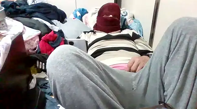 Snapshot of asira39 chatting on March 2025 10:10:02 PM asira39 online show from March 2025 10:10:02 PM