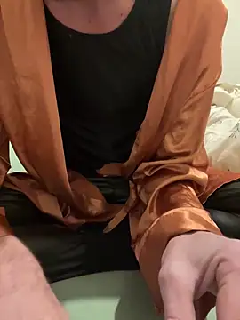 Snapshot of Mrbighardcock chatting on December 2024 07:59:02 AM Mrbighardcock online show from December 2024 07:59:02 AM