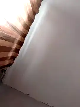 Snapshot of BustyWendy chatting on December 2025 08:00:02 AM BustyWendy online show from December 2025 08:00:02 AM