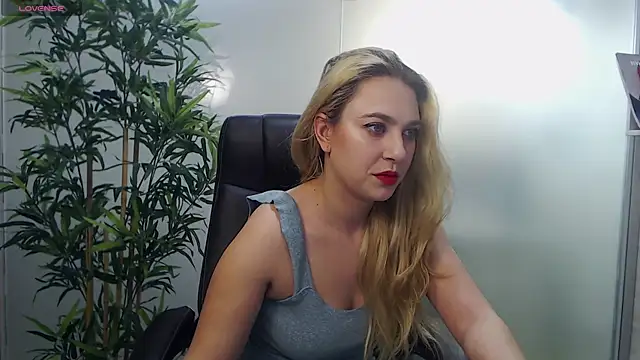 AvaBlue  online show from January 2025 04:14:02 AM