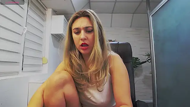 AvaBlue  online show from February 2025 07:13:02 AM