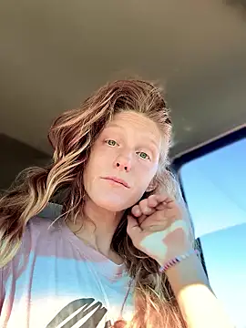 GoldenFlameGoddess online show from January 2026 07:08:02 PM