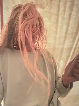 GoldenFlameGoddess online show from April 2026 03:46:02 PM