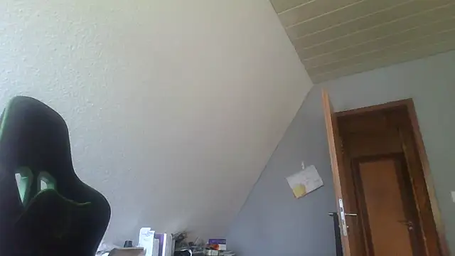 Golffahrer1982 online show from June 2026 09:29:01 AM