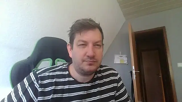 Snapshot of Golffahrer1982 chatting on August 2026 08:35:02 AM Golffahrer1982 online show from August 2026 08:35:02 AM