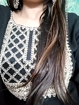 Snapshot of Noor_Darliing chatting on February 2025 06:26:02 PM Noor Darliing online show from February 2025 06:26:02 PM