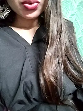 Snapshot of Noor_Darliing chatting on March 2025 06:23:01 PM Noor Darliing online show from March 2025 06:23:01 PM