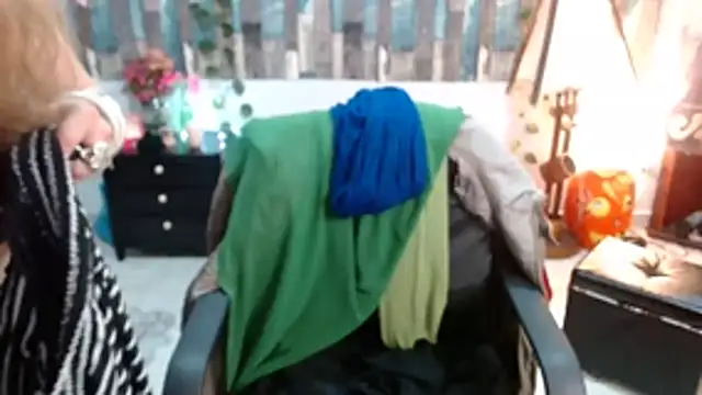 KarimaSarabe online show from November 2025 09:36:01 PM