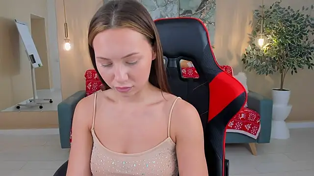 LilyRaisa online show from December 2024 04:13:01 AM