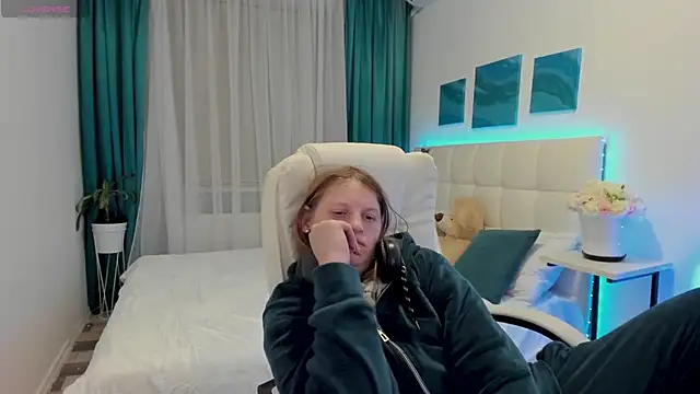 Kathlyn  Heath online show from February 2025 07:23:01 PM