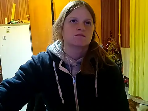 Kathlyn  Heath online show from March 2025 08:10:02 PM