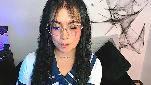 Snapshot of Isa_Maiden1 chatting on October 2025 02:35:01 PM Isa Maiden1 online show from October 2025 02:35:01 PM