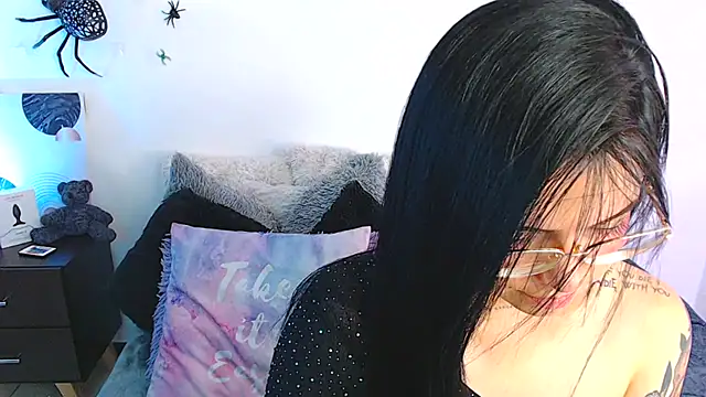 Snapshot of Isa_Maiden1 chatting on October 2025 02:56:02 PM Isa Maiden1 online show from October 2025 02:56:02 PM