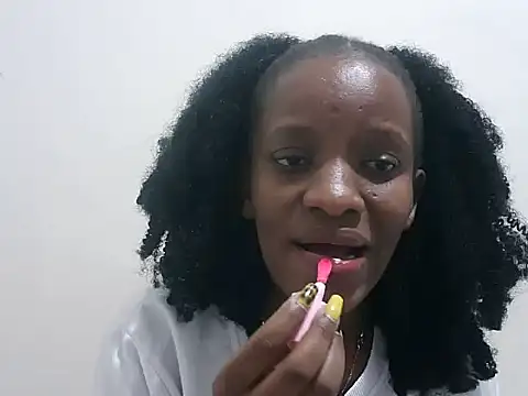 prettybeee online show from January 2026 10:47:01 PM