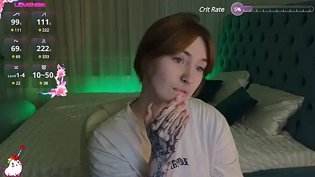  Chlo  e online show from January 2025 10:11:02 PM