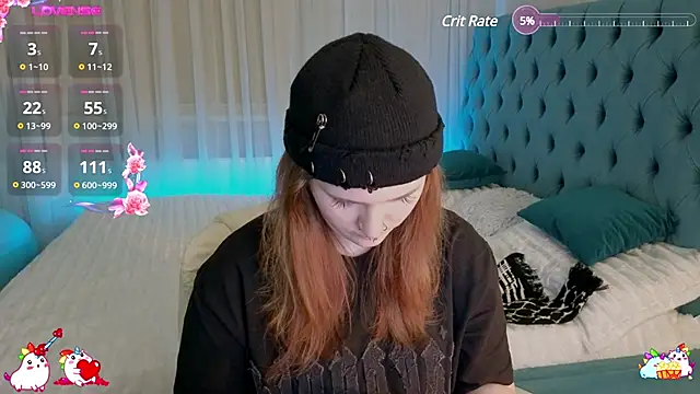  Chlo  e online show from February 2025 10:06:02 PM