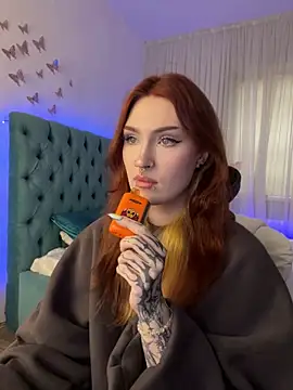  Chlo  e online show from October 2025 11:13:02 AM