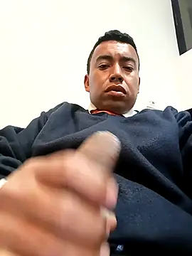 Diego leon27 online show from February 2026 05:51:02 AM