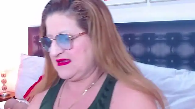 Snapshot of sandra_20 chatting on October 2025 11:21:01 AM sandra 20 online show from October 2025 11:21:01 AM