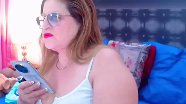 Snapshot of sandra_20 chatting on November 2025 11:25:02 AM sandra 20 online show from November 2025 11:25:02 AM