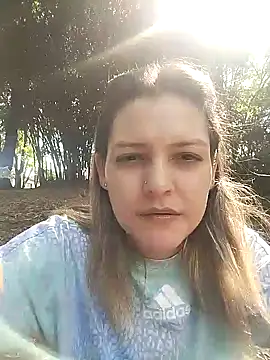 Snapshot of Mia_Hampton chatting on December 2024 06:44:01 PM Mia Hampton online show from December 2024 06:44:01 PM