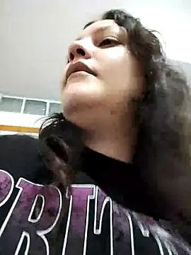 Mia Hampton online show from February 2026 04:57:02 PM