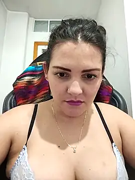 Mia Hampton online show from February 2026 10:30:02 PM