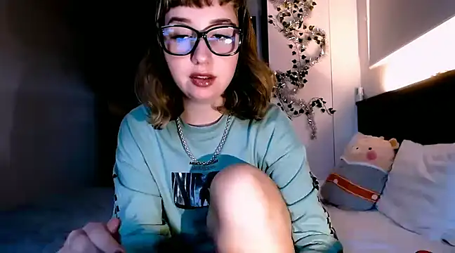 Cosmo Riri online show from December 2024 04:38:01 AM