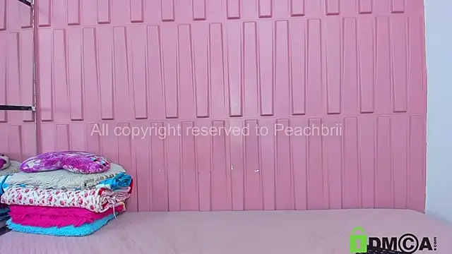 Briana Wells  online show from September 2025 02:16:01 PM