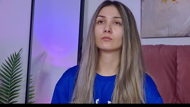 Snapshot of NicolLopeze chatting on November 2025 03:46:01 PM NicolLopeze online show from November 2025 03:46:01 PM