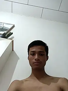 Hunter Hault online show from February 2025 05:24:02 PM