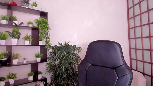 KateCuddle online show from November 2025 02:23:01 AM