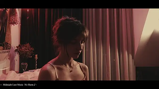 Snapshot of WebCora chatting on November 2025 06:13:01 PM WebCora online show from November 2025 06:13:01 PM