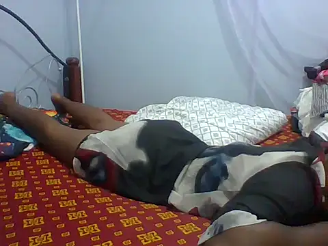 Snapshot of Eminent_Ride chatting on December 2025 05:06:02 PM Eminent Ride online show from December 2025 05:06:02 PM