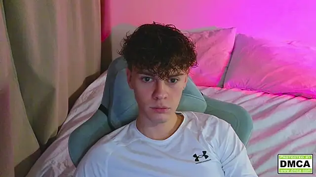 cute thomas online show from November 2025 02:56:01 PM