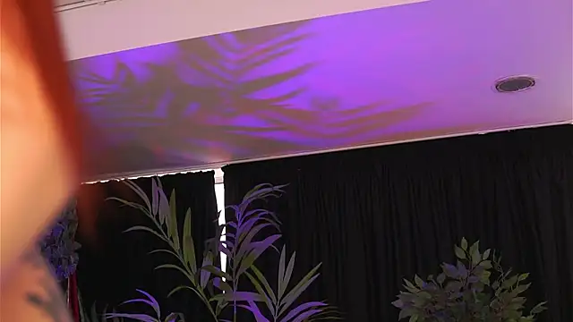 Snapshot of HotSkinnyX chatting on February 2025 06:20:02 AM HotSkinnyX online show from February 2025 06:20:02 AM