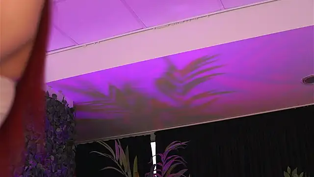 Snapshot of HotSkinnyX chatting on March 2025 05:31:02 AM HotSkinnyX online show from March 2025 05:31:02 AM