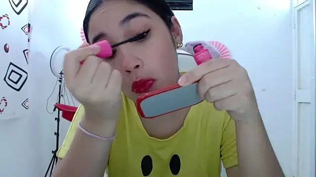 InocentHeaven1 online show from September 2025 12:51:01 PM