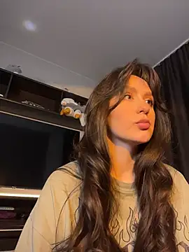 itssophiie online show from May 2026 08:21:02 PM